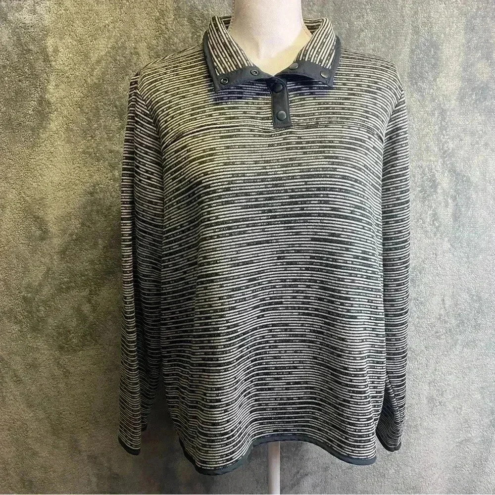 St Johns Bay Petite Women’s 1/4 Snap Pull Over Size Pxl